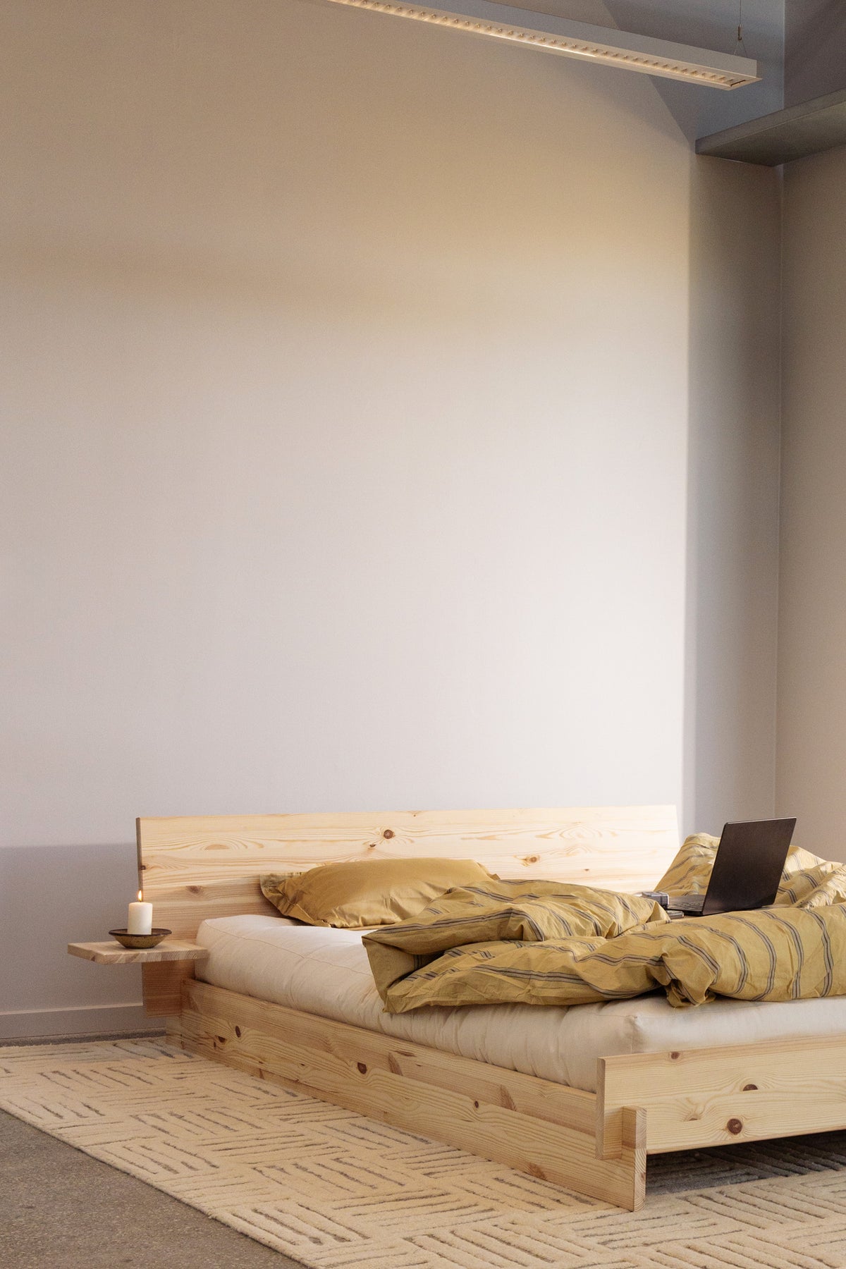 LATCH BED RAW 160 X 200