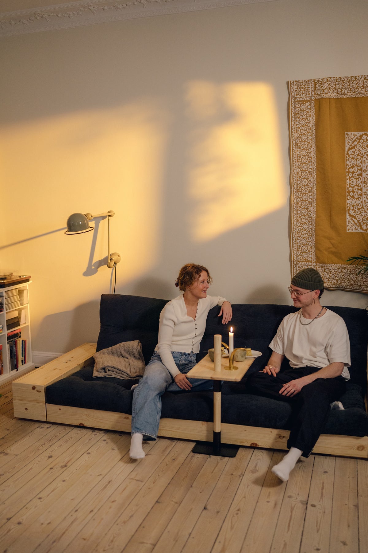 BASE BLACK NIGHT LACQUERED W. 5-LAYER MIXED MATTRESS PETROL BLUE