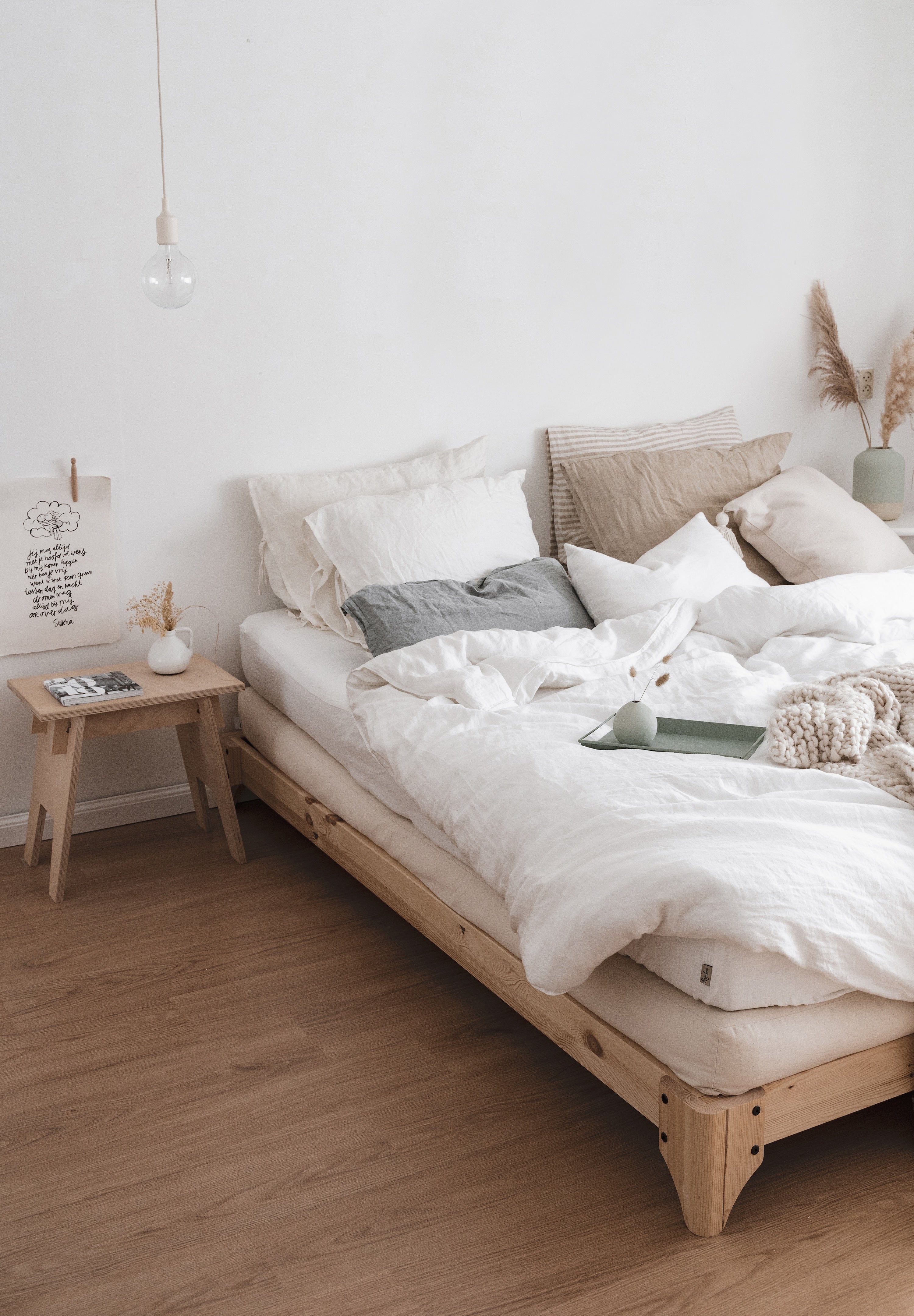 ELAN BED CLEAR LACQUERED 180 X 200