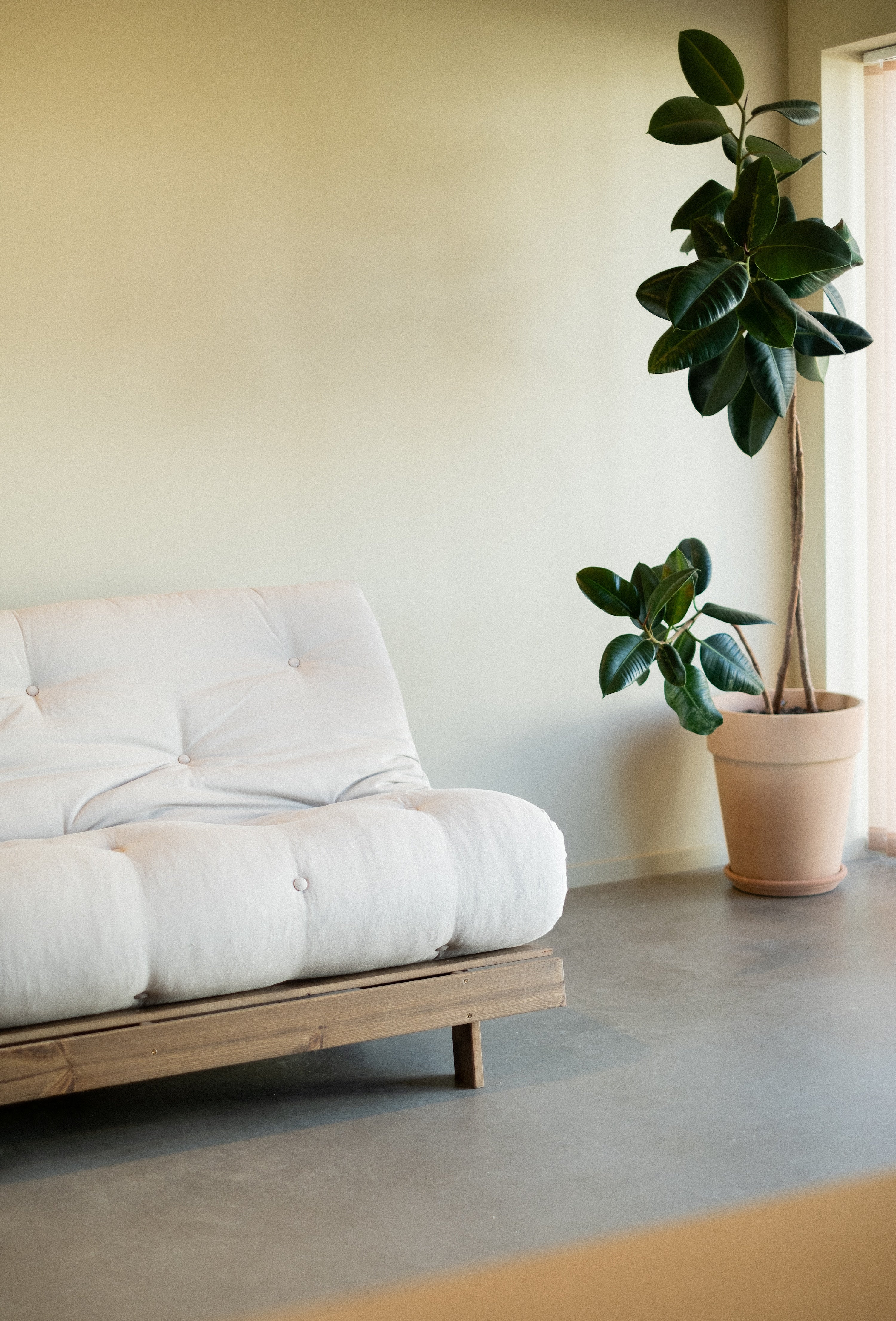 ROOTS CAROB BROWN 140 X 200 W. ROOTS MATTRESS GREY