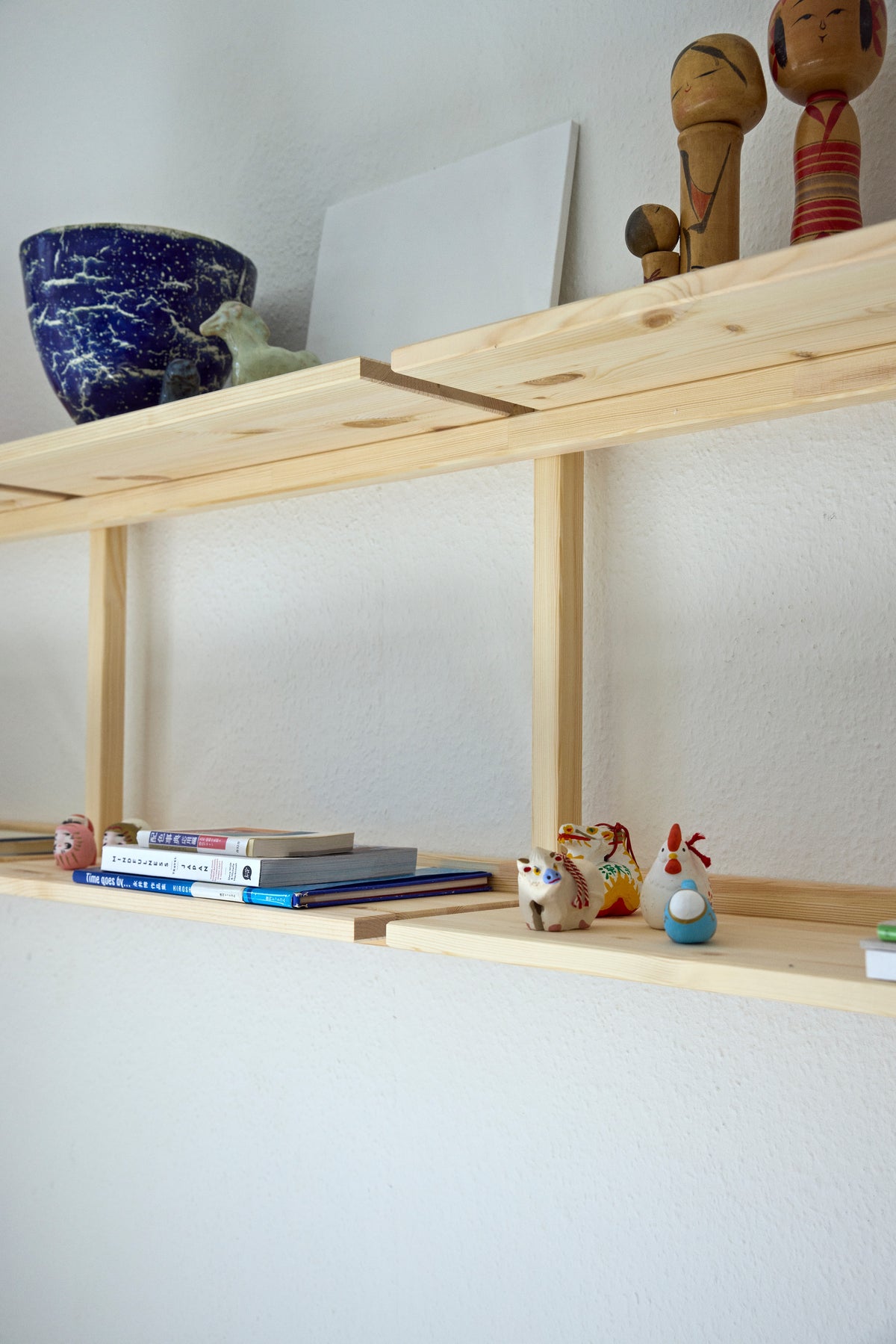 GROOVE SHELVING WIDE RAW