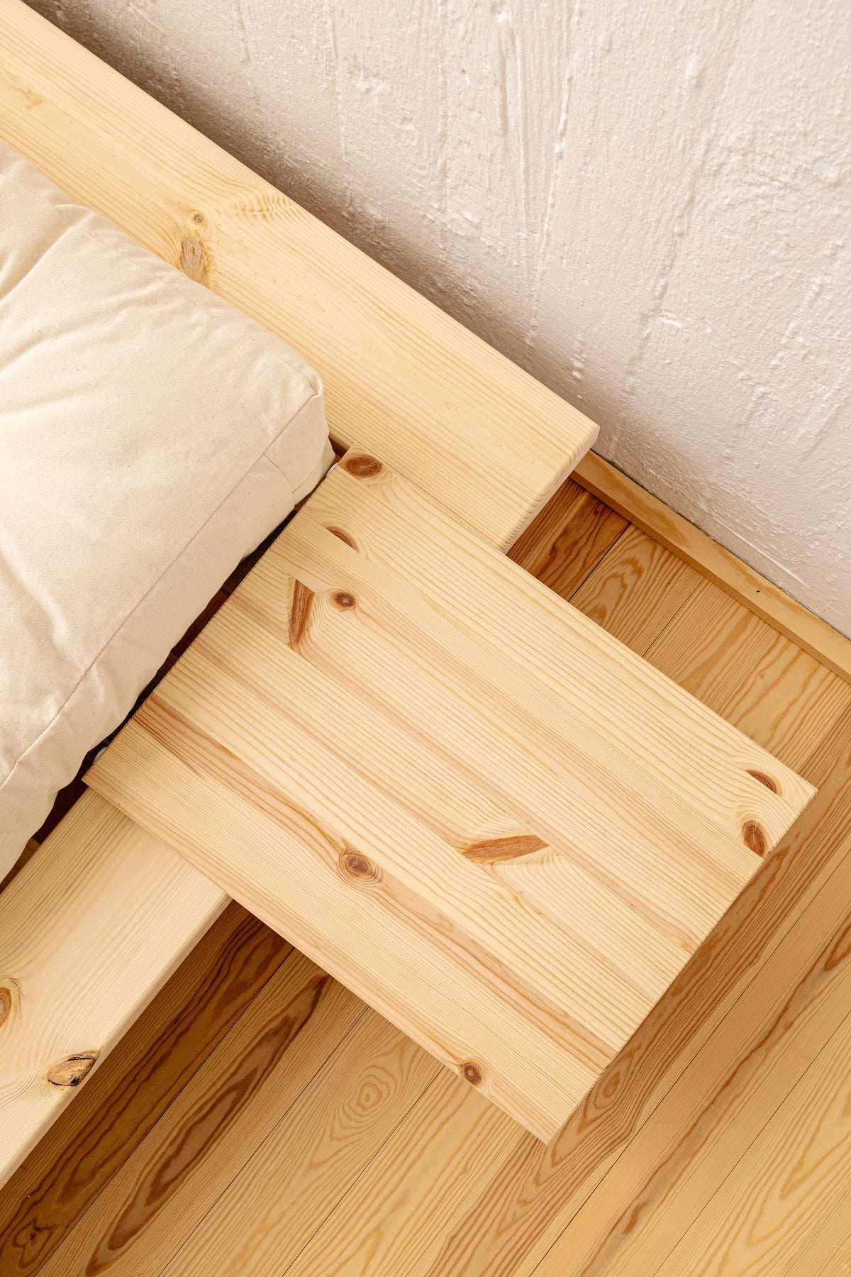 JAPAN BEDSIDE TABLE RAW