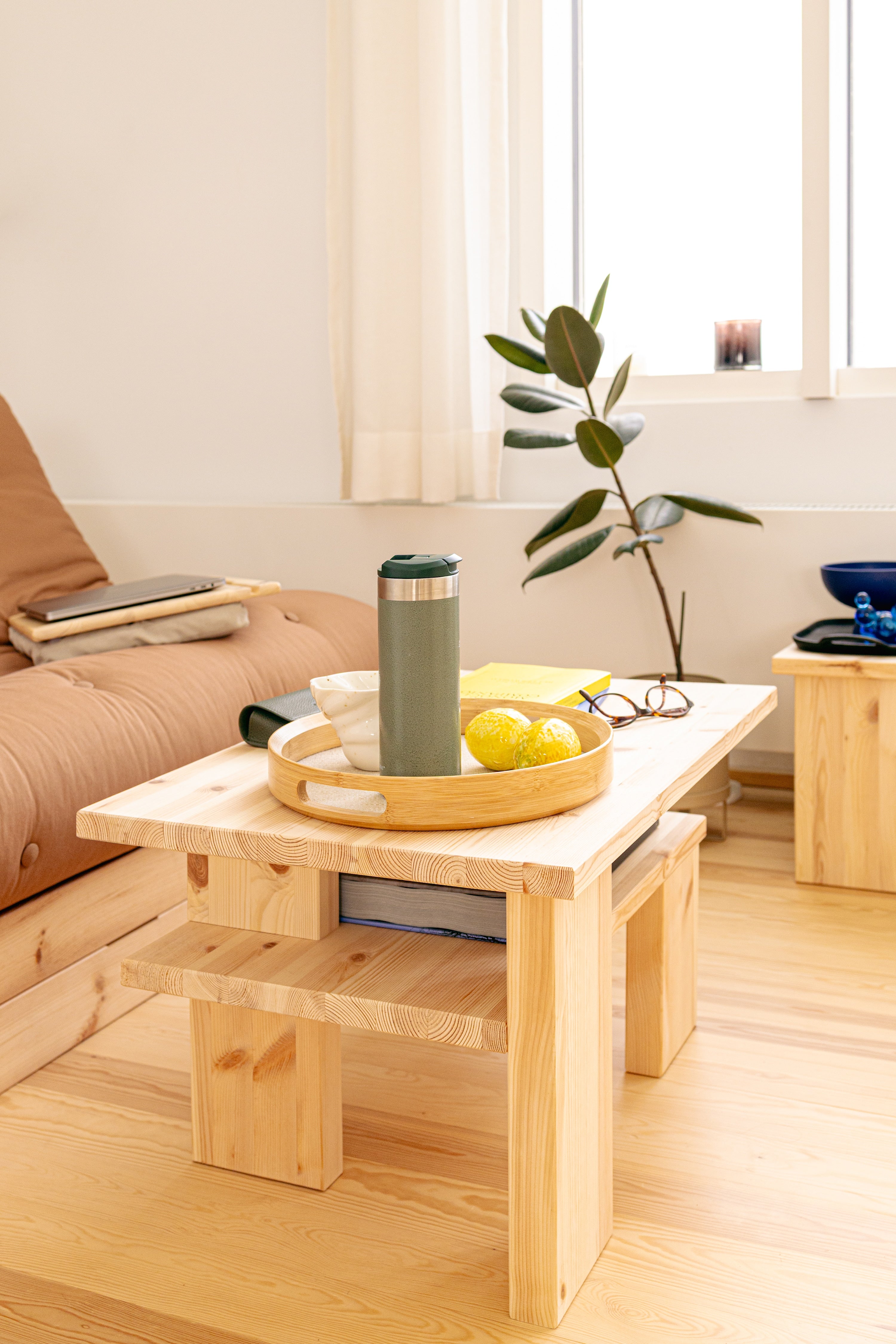 JAPAN COFFEE TABLE CAROB BROWN