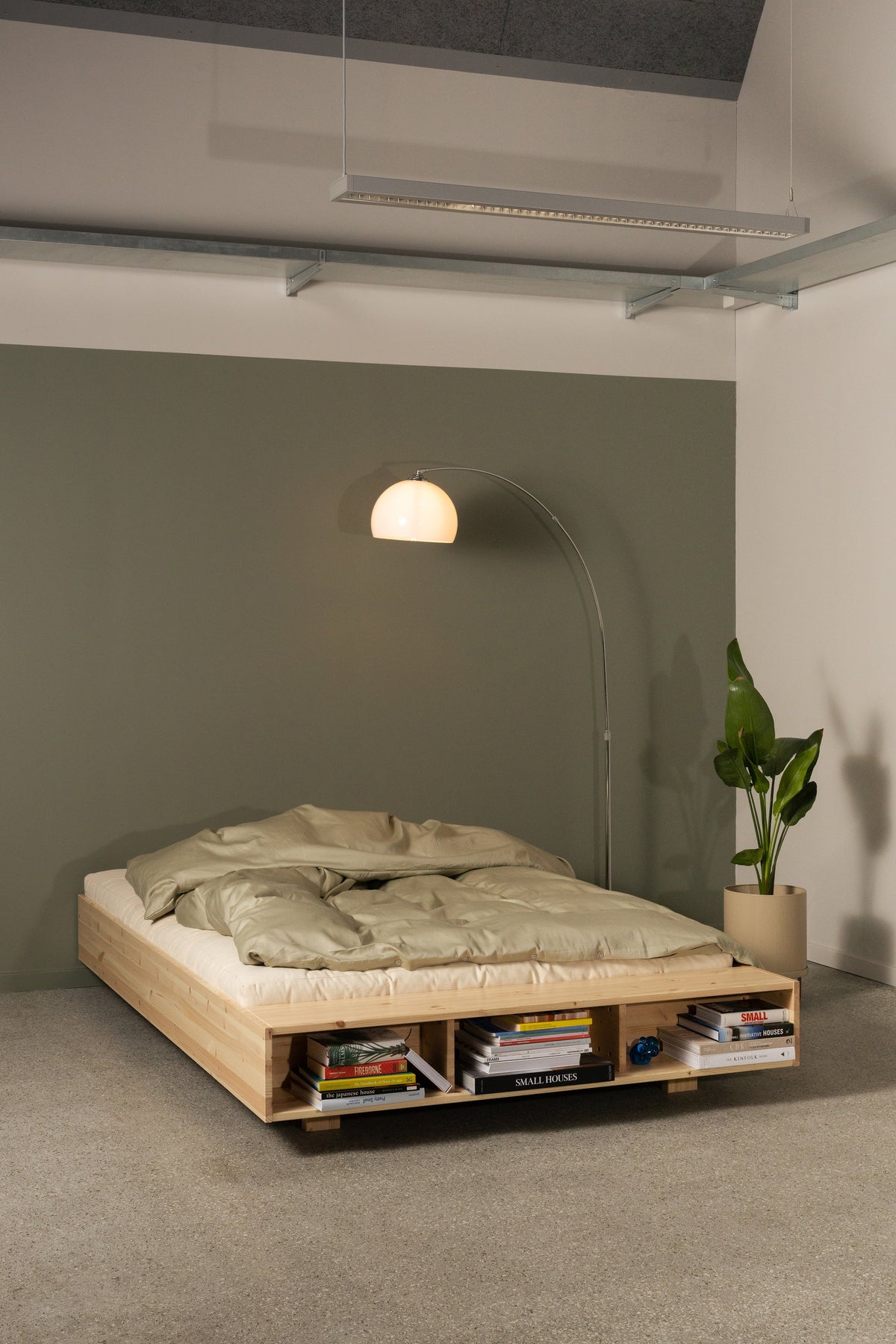 MERGE BED RAW 120 x 200