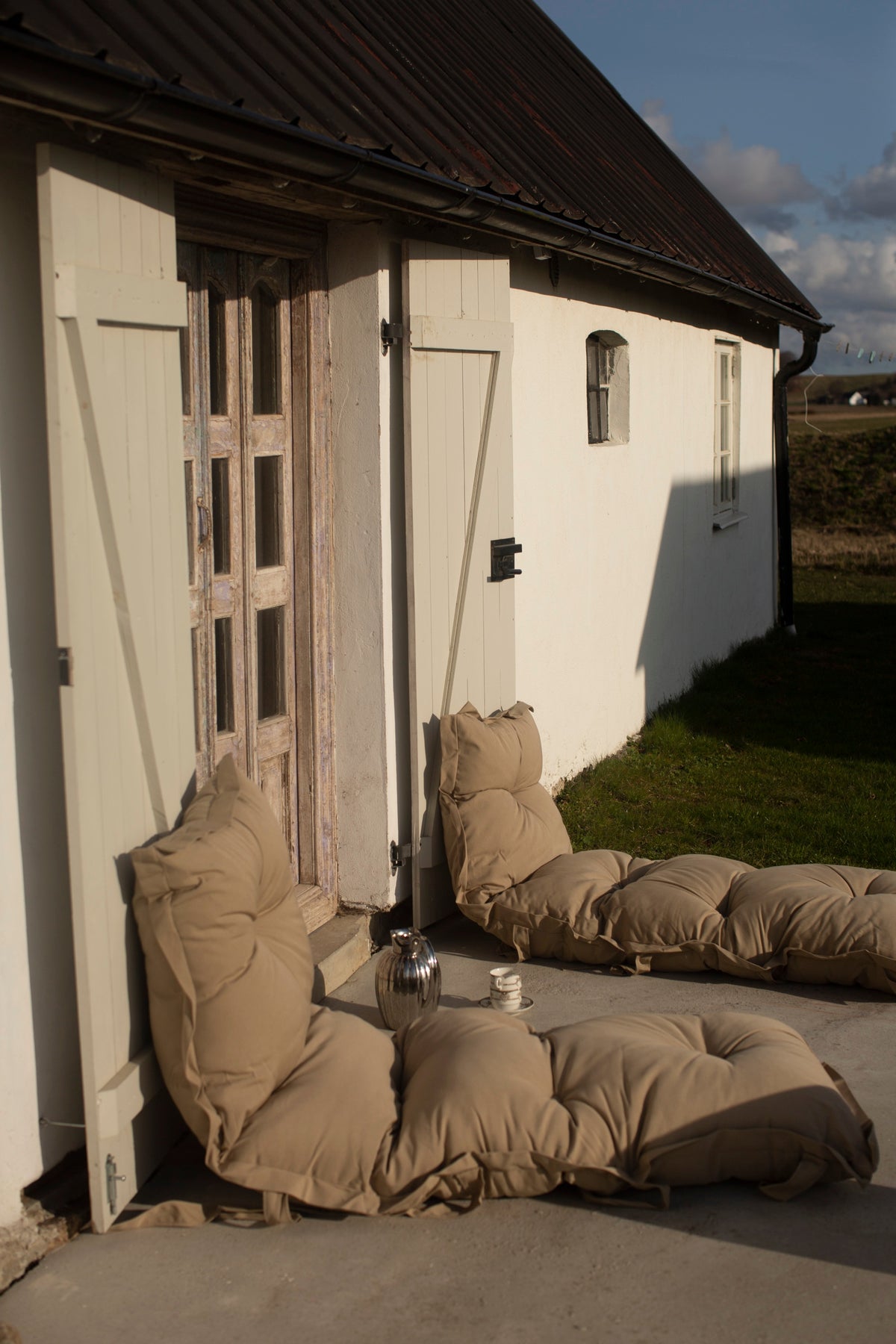 SIT AND SLEEP OUT™ BEIGE