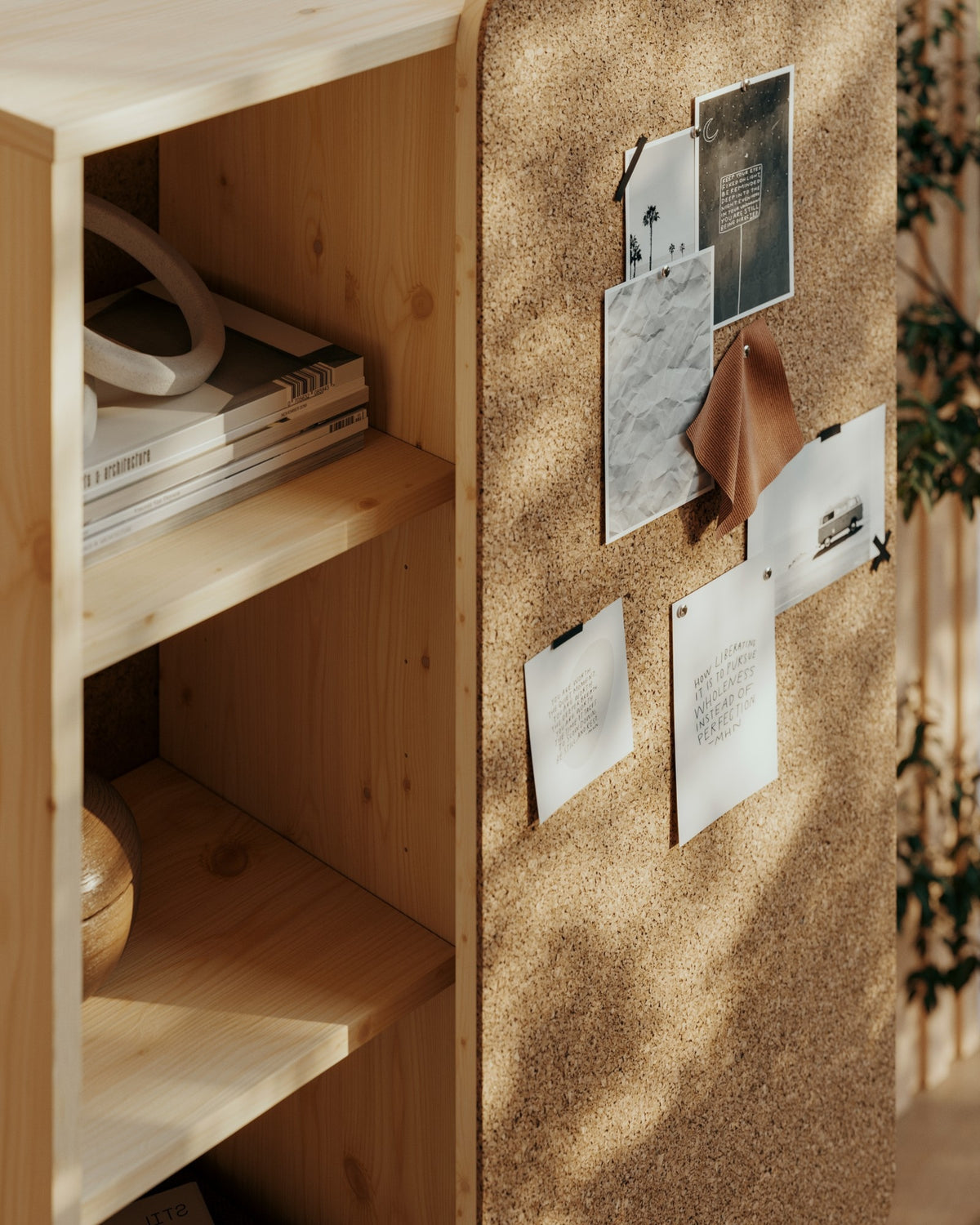 SLIDE CABINET