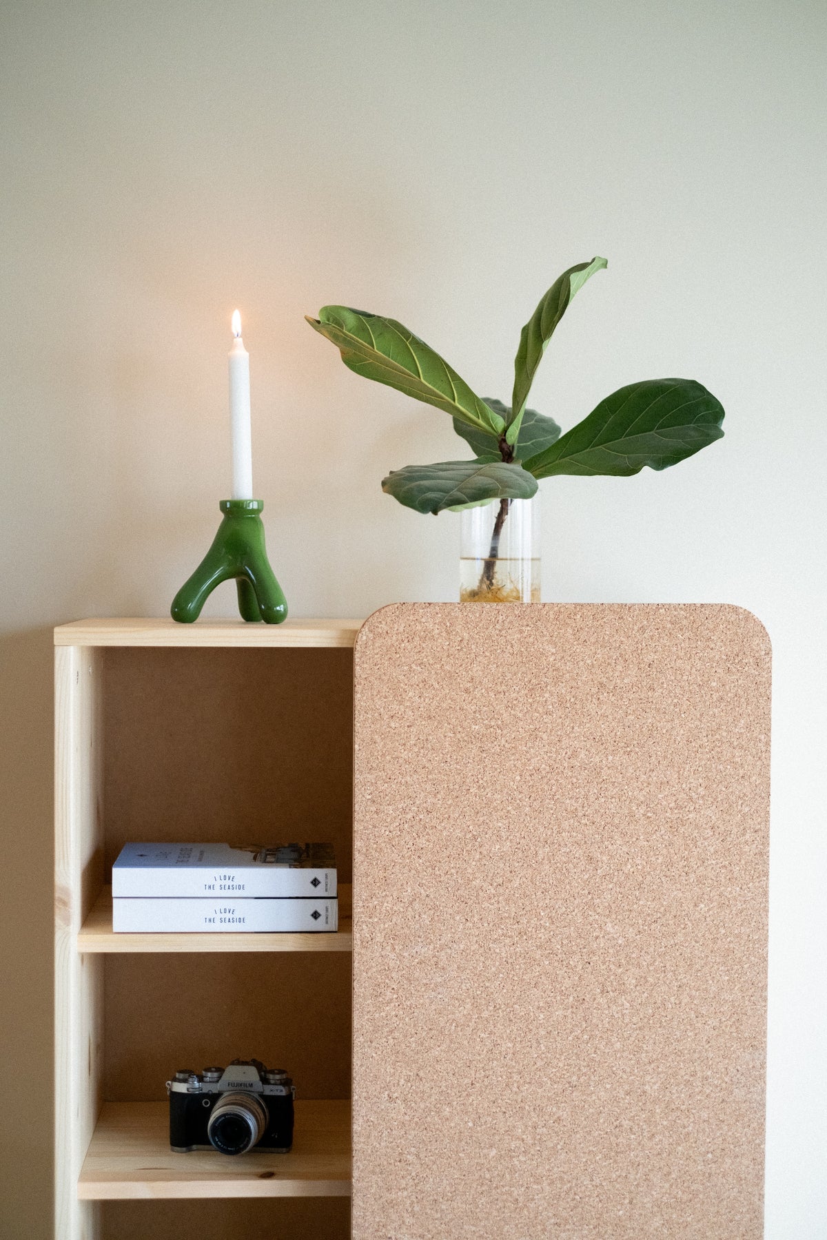 SLIDE CABINET