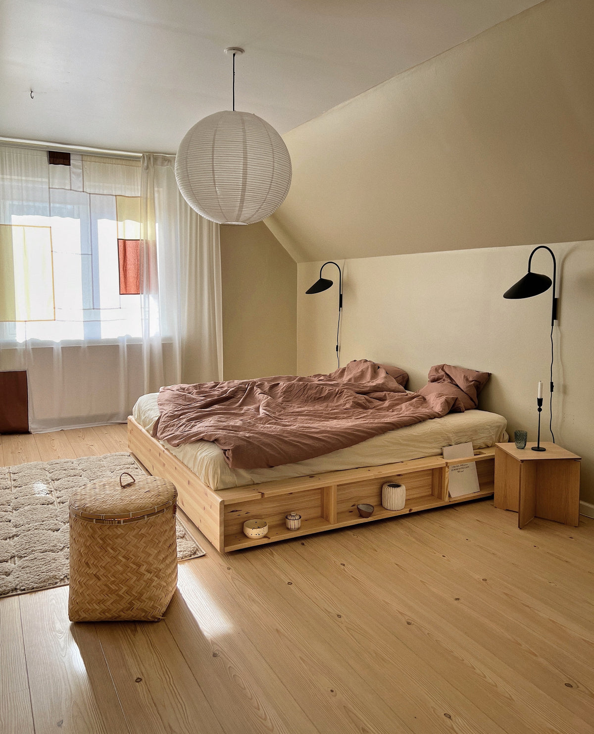 ZIGGY BED CLEAR LACQUERED 160 X 200